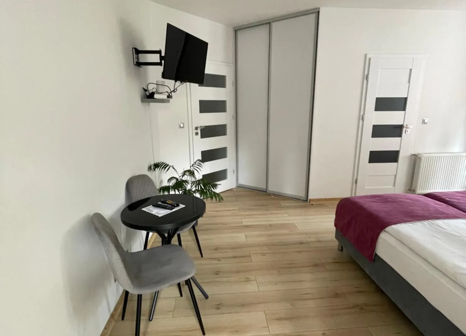 Przystanek Karpacz Komuny Paryskiej - 3 M 1 0*,